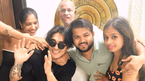 Download or Stream Indian Desi Group Having Sex in Group Gangbang Fucking by Hard Cock